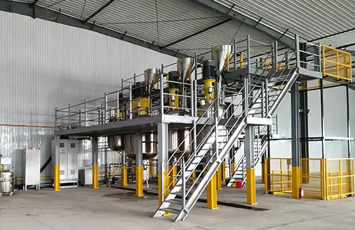 Komplette Produktionslinie f&uuml;r wasserbasierte Industriefarben